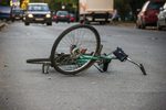 В Тверской области пьяный водитель скутера сбил велосипедистку