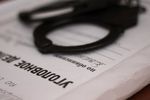 В Тверской области неадекватная женщина напала на сотрудника ДПС
