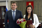 Андрей Епишин поздравил мастера спорта РФ по лыжным гонкам Наталью Непряеву с днем рождения