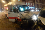 Водитель маршрутки сбежал с места ДТП в центре Твери