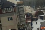 В Твери на улице Коминтерна загорелись бани